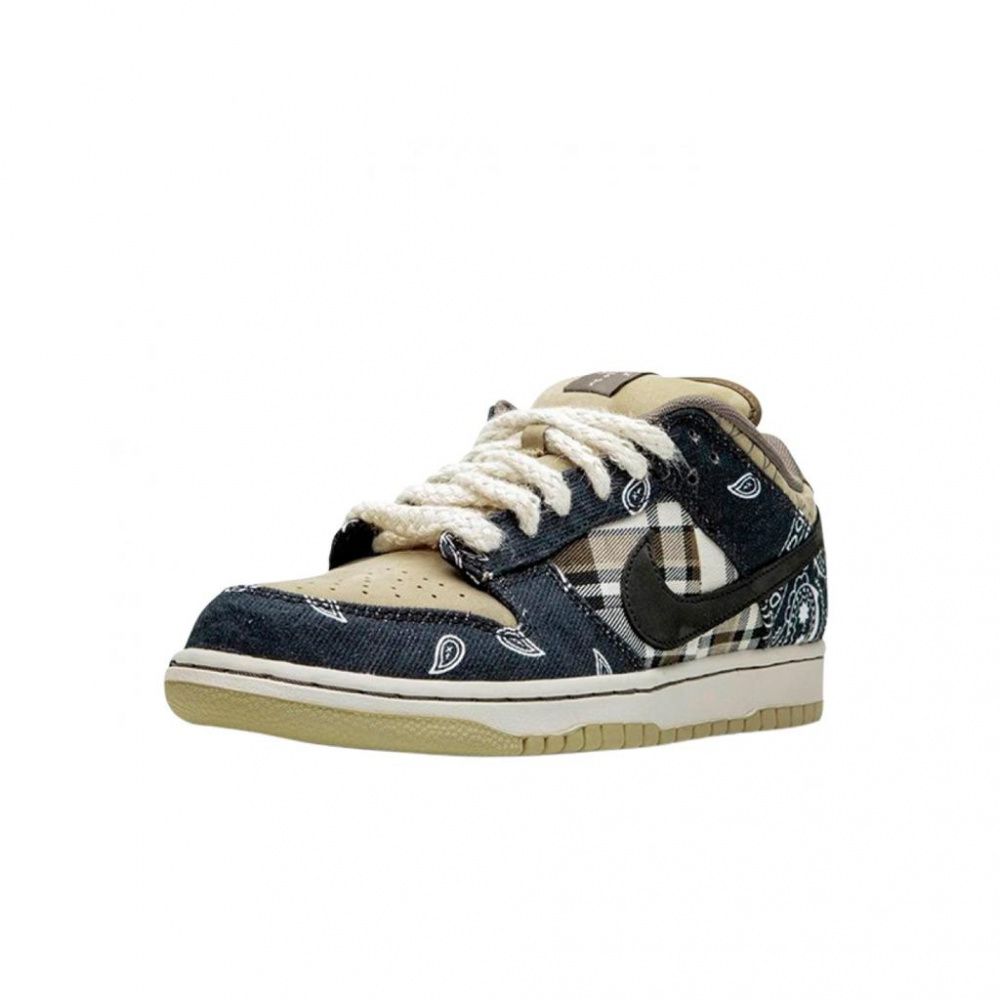 SB Dunk Low Travis Scott