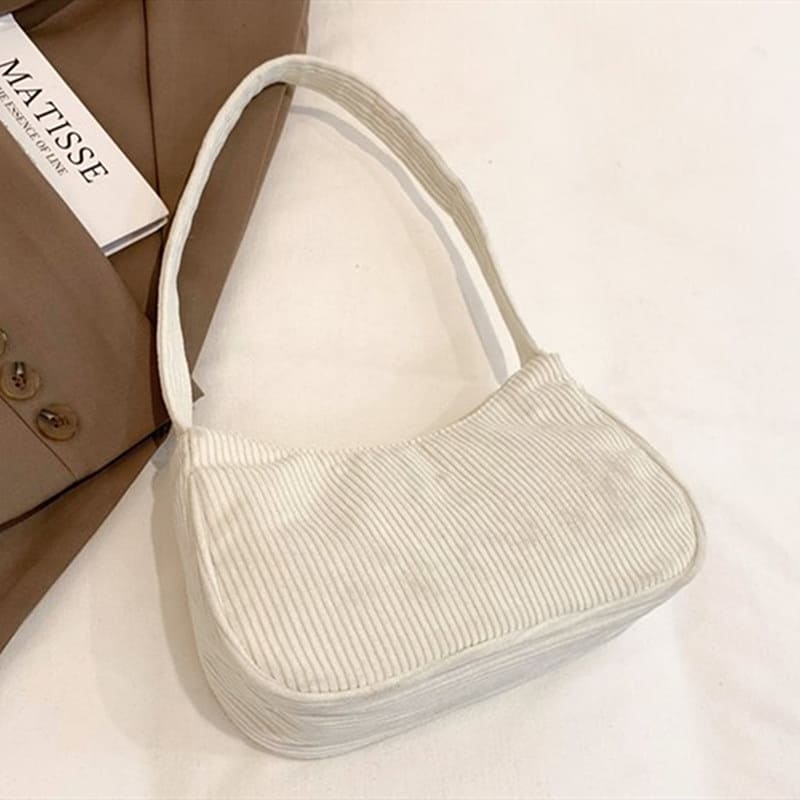 bolsa-de-ombro-pequena-veludo-casual