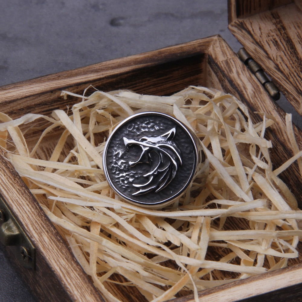 Colar e Anel - Lobo Solitário