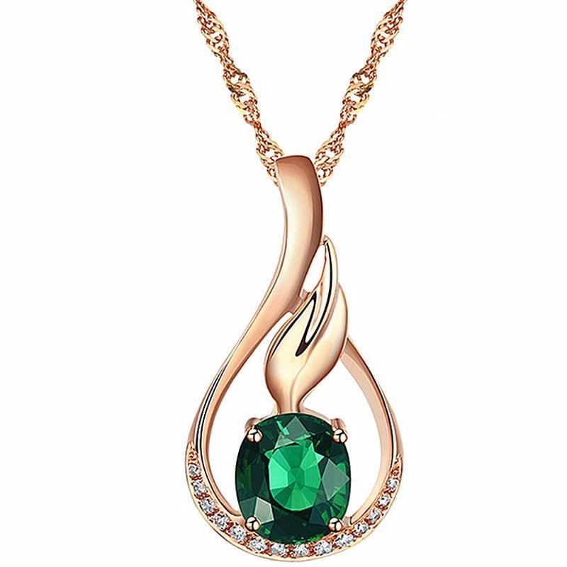 Colar Banhado a Ouro 18K e Esmeralda