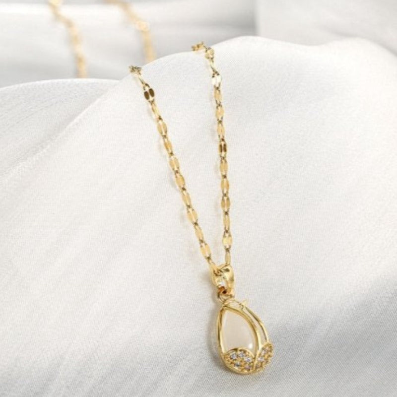 Colar de Pedra Opala Banhado a Ouro 18K