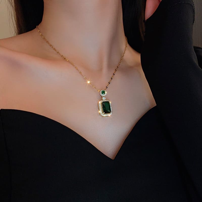 conjunto-joias-colar-brincos-esmeralda