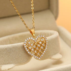Colar Coração de Brilhantes Banhado a Ouro 18K