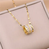 Colar Cilindro de Cristais Banhado a Ouro 18K