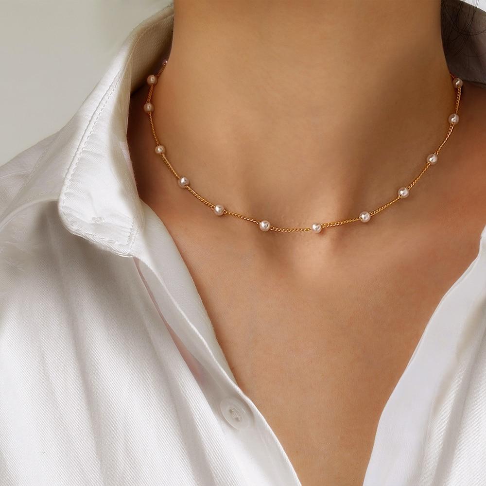 Colar Pequenas Pérolas e Ouro 18K