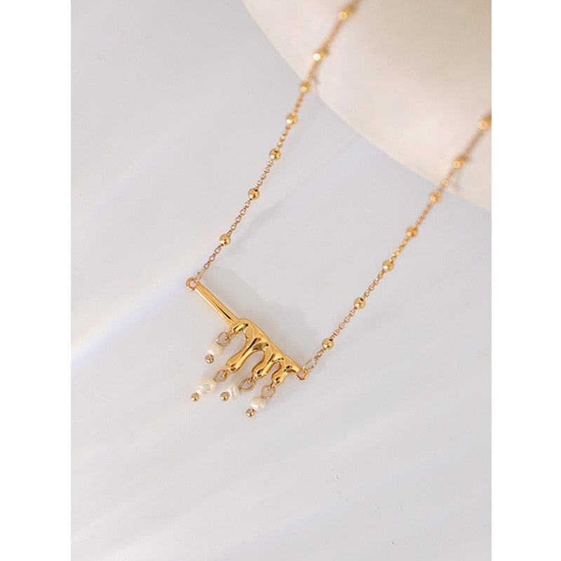 Colar Banhado Ouro 18k e Detalhe Pérola