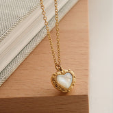 Colar Banhado a Ouro 18K com Pingente de Coração
