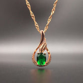 Colar Banhado a Ouro 18K e Esmeralda