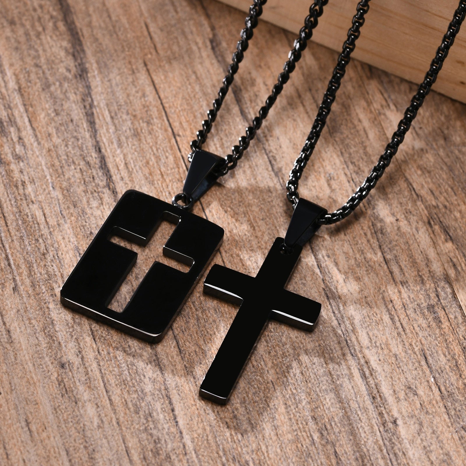 Kit 2 Colares de Cruz - Compre 1 e Leve 2