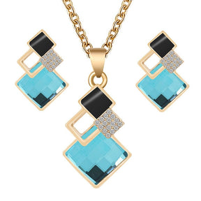 Conjunto de Colar e Brincos Geométricos Luxo