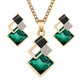Conjunto de Colar e Brincos Geométricos Luxo